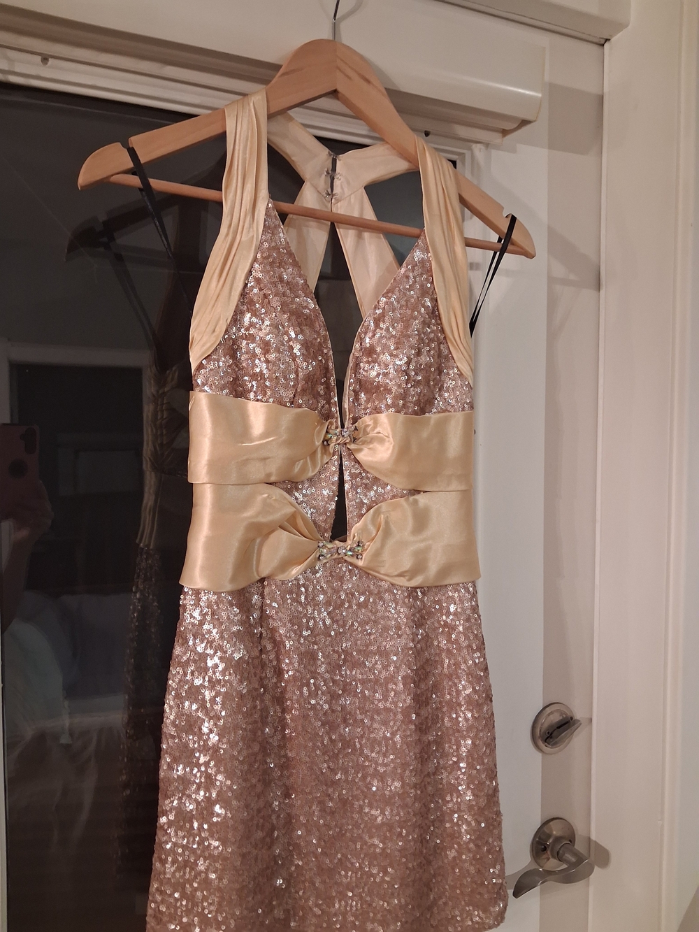 Prom/ Vacation/ Sexy Alyce Paris Gold Sequin Halter Dress with Satin Bows